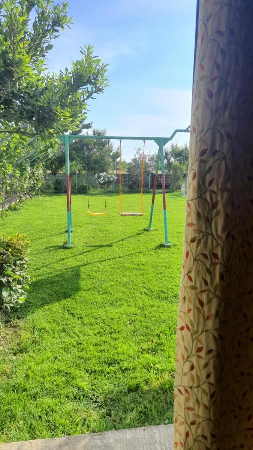 Room With Private Garden Shkodër Esterno foto