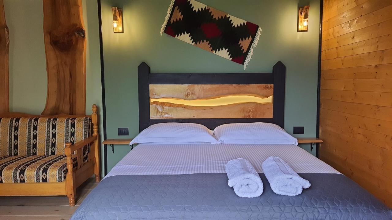 Room With Private Garden Shkodër Esterno foto